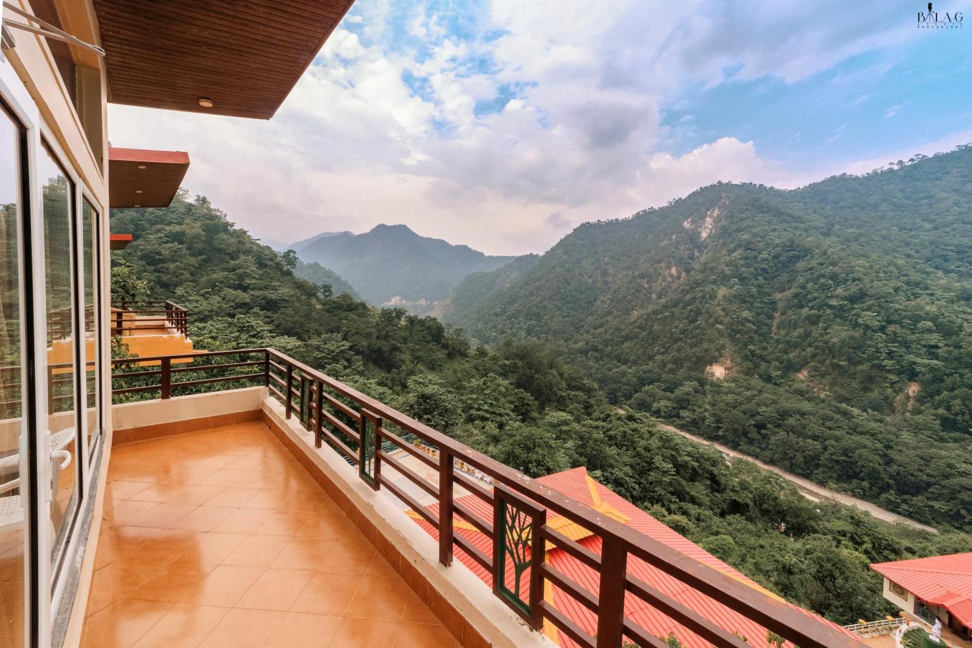 Veda5 Ayurveda & Yoga Retreat Hotel Rishīkesh Buitenkant foto