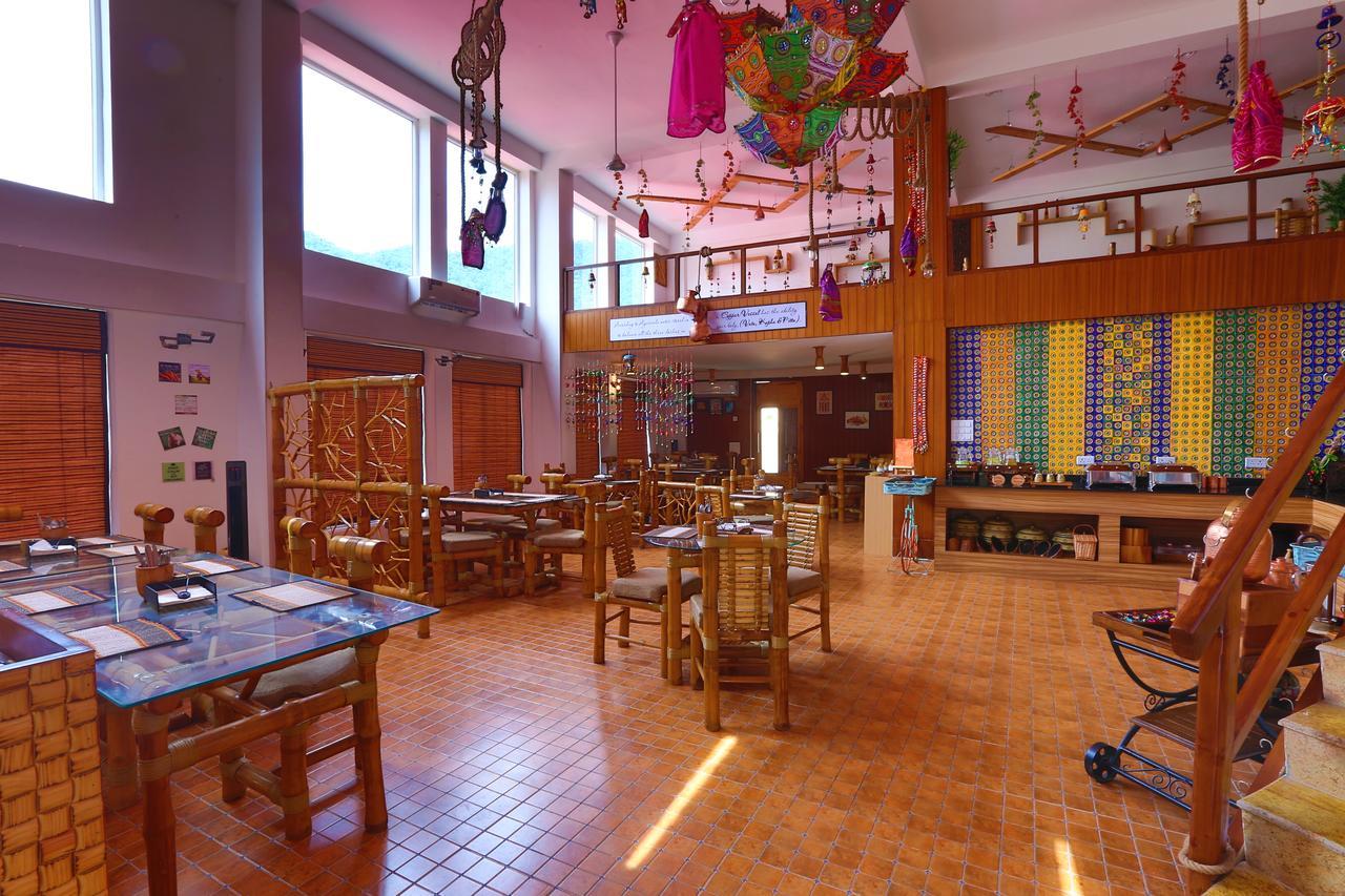 Veda5 Ayurveda & Yoga Retreat Hotel Rishīkesh Buitenkant foto